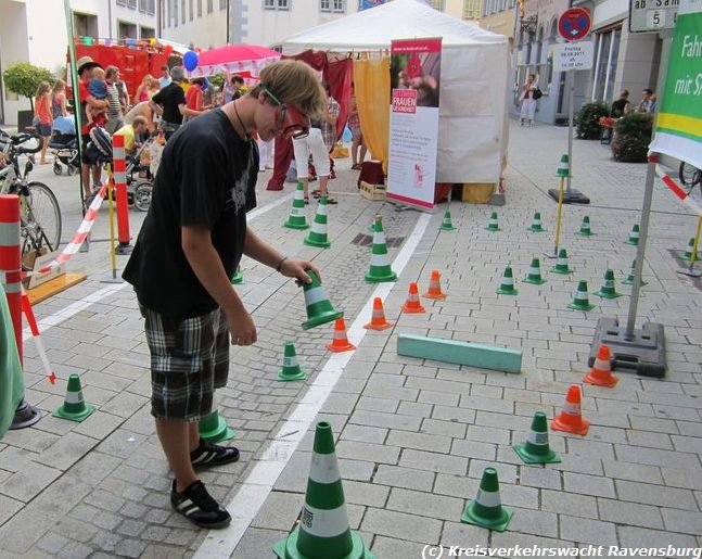 infostandbeiravensburgspielt201110.jpg